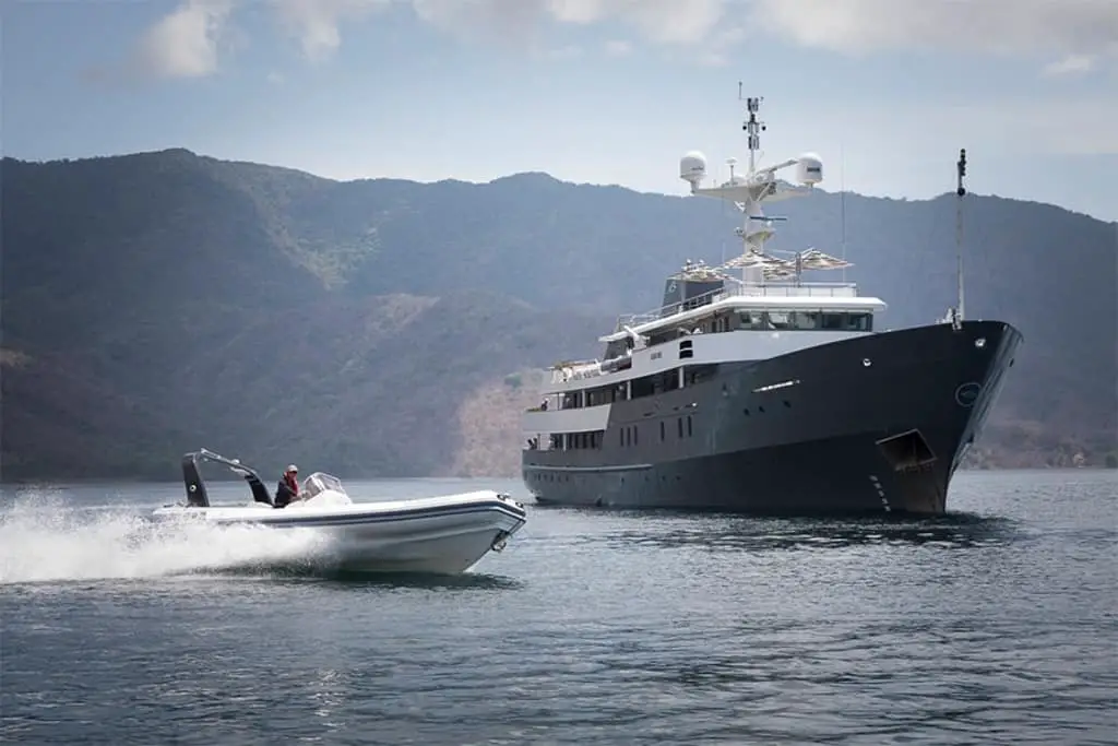 Aqua Blu is a Luxury Liveaboard in offering year-round Itineraries in Indonesia